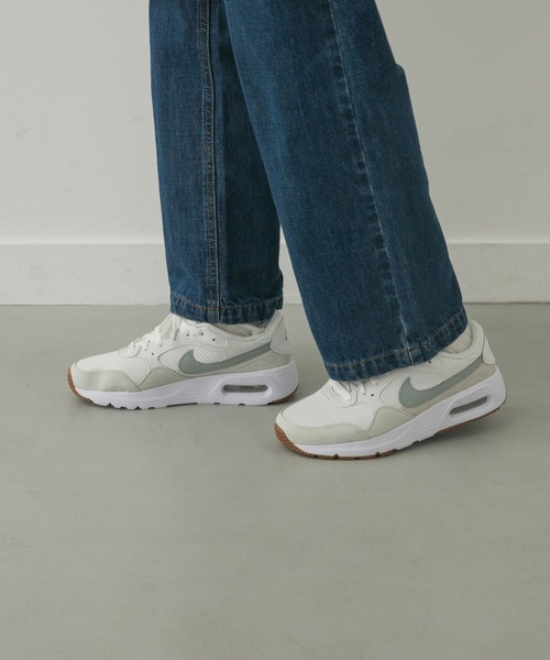 NIKE(ナイキ)の「NIKE エアマックスSC(スニーカー・レディース・ホワイト・24/24.5/23.5)」の1枚目の写真