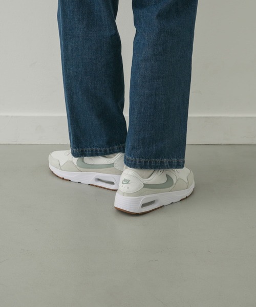 NIKE(ナイキ)の「NIKE エアマックスSC(スニーカー・レディース・ホワイト・24/24.5/23.5)」の6枚目の写真