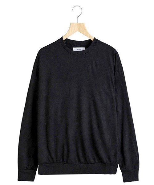 marka（マーカ）の「marka / マーカ：CREW NECK - 2/72 WOOL SINGLE JERSEY WASHABLE -：M24D-07CS02C[COR]（Tシャツ/カットソー・メンズ・ブラック/グレー系その他・2(M)/1(S)）」の2枚目の写真