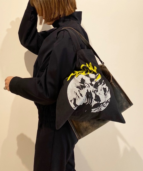 HOLIDAY（ホリデイ）の「TOTE BAG (FRIENDS' HOLIDAY) トートバッグ (フレンズホリデイ)（トートバッグ・レディース・ホワイト/ダークネイビー/オレンジ・ONE SIZE）」の7枚目の写真