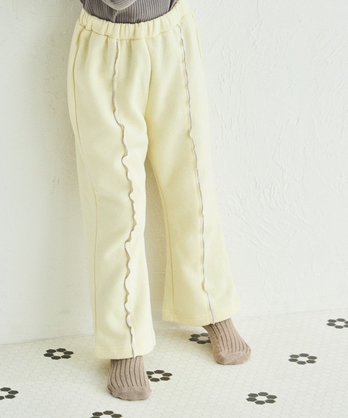pairmanon(ペアマノン)の「裏起毛 メローライン フレアパンツ(スウェットパンツ・キッズ・ブラック/ブラック系その他/ライトイエロー/ピンク/ホワイト系その他/グリーン系その他/ベージュ・120/130/110/90/100/150/140)」の6枚目の写真