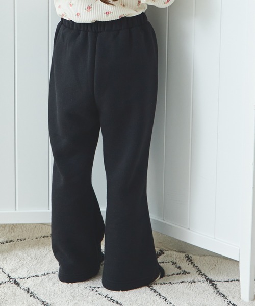 pairmanon(ペアマノン)の「裏起毛 メローライン フレアパンツ(スウェットパンツ・キッズ・ブラック/ブラック系その他/ライトイエロー/ピンク/ホワイト系その他/グリーン系その他/ベージュ・120/130/110/90/100/150/140)」の10枚目の写真