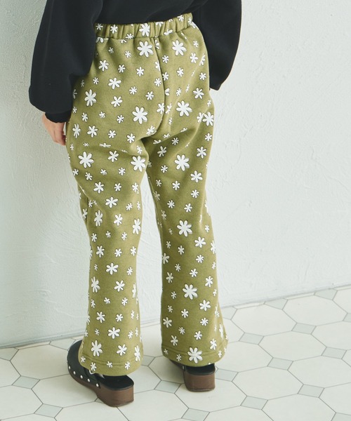 pairmanon(ペアマノン)の「裏起毛 メローライン フレアパンツ(スウェットパンツ・キッズ・ブラック/ブラック系その他/ライトイエロー/ピンク/ホワイト系その他/グリーン系その他/ベージュ・120/130/110/90/100/150/140)」の17枚目の写真