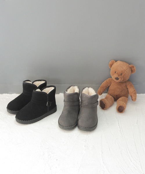 SOROTTO（ソロット）の「ぬくぬくファー素材のベルト付きムートンブーツ（ブーツ・キッズ・ブラック/グレー・27(16.5-17㎝)/29(18-18.5㎝)/30(18.5-19㎝)/32(20-20.5㎝)/34(21-21.5㎝)/35(22.5㎝)）」の14枚目の写真