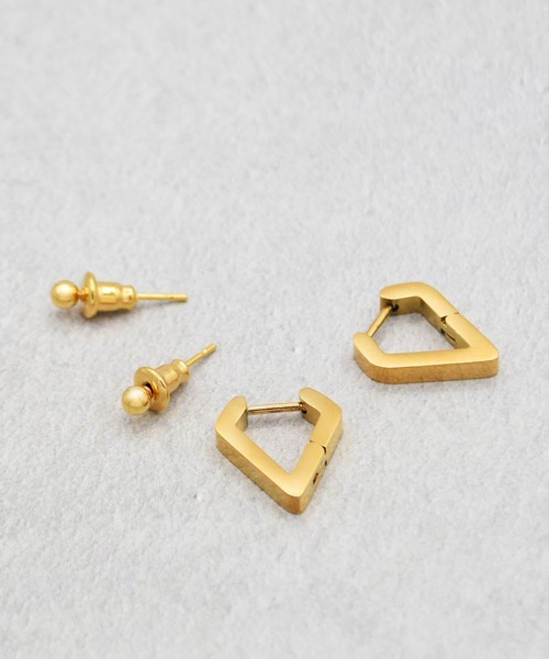 Diliraba(ディリラバ)の「【Diliraba】ステンレス スクエアハートフープピアスセット(ピアス(両耳用)・レディース・ゴールド/シルバー・FREE)」の8枚目の写真