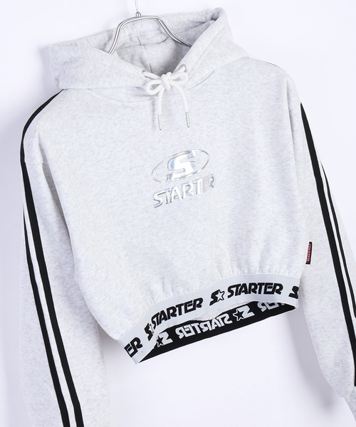STARTER(スターター)の「STARTER BLACK LABEL 裏起毛 ショート丈 プルパーカー(パーカー・レディース・ブラック系その他/ブラック/ホワイト/ホワイト系その他・M/L)」の2枚目の写真