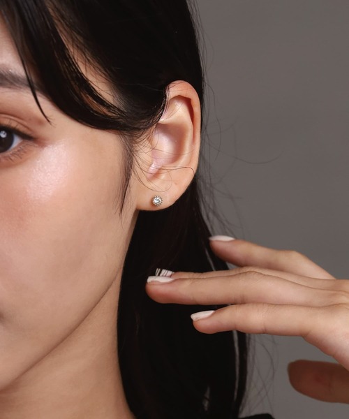 LHME（エルエイチエムイー）の「【WEB限定】”twinkle”1粒ビジューピアス/ジルコニア/スペシャルパッケージ/サージカルステンレス（金属アレルギー対応）【LHME / エルエイチエムイー】（ピアス（両耳用）・レディース・ゴールド・ONE SIZE）」の16枚目の写真