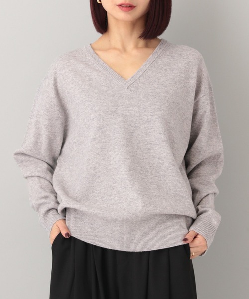 e/rm（イーアールエム）の「【e/rm】メリノウールＶネックプルオーバー（ニット/セーター・レディース・ベージュ系その他/ネイビー/ピンク系その他/ライトグレー・FREE）」の17枚目の写真