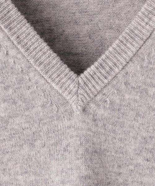 e/rm（イーアールエム）の「【e/rm】メリノウールＶネックプルオーバー（ニット/セーター・レディース・ベージュ系その他/ネイビー/ピンク系その他/ライトグレー・FREE）」の14枚目の写真