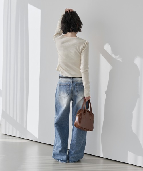 UNE MANSION(ユヌマンション)の「【UNE ORIGINAL】ショルダーパフシルバーボタンワッフル袖ウォーマーカーディガン(カーディガン/ボレロ・レディース・ブラック/アイボリー/グレー/レッド・MEDIUM/SMALL)」の14枚目の写真