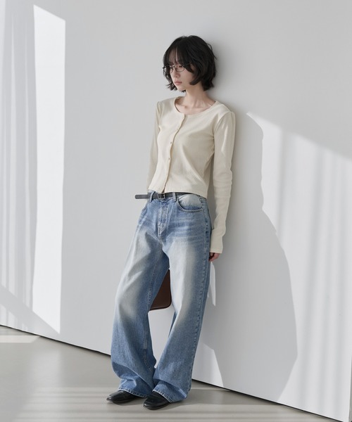 UNE MANSION(ユヌマンション)の「【UNE ORIGINAL】ショルダーパフシルバーボタンワッフル袖ウォーマーカーディガン(カーディガン/ボレロ・レディース・ブラック/アイボリー/グレー/レッド・MEDIUM/SMALL)」の15枚目の写真