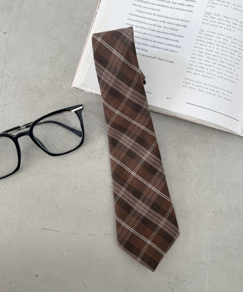 SOLLON.（ソルロン）の「チェック柄ネクタイ（ネクタイ・レディース・ベージュ/ネイビー/ブラウン/ダークブラウン・FREE）」の17枚目の写真