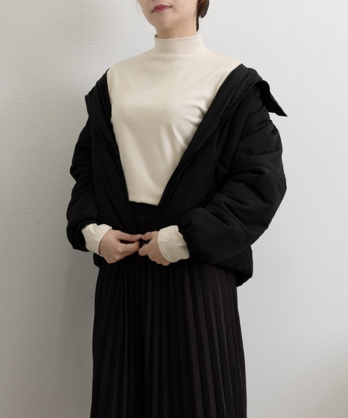 Miniministore(ミニミニストア)の「ベーシックトップス プチハイネック韓国風(Tシャツ/カットソー・レディース・アイボリー/スモークピンク/チャコールグレー/ブラウン/ブラック/ピンクベージュ/ホワイト・FREE)」の11枚目の写真