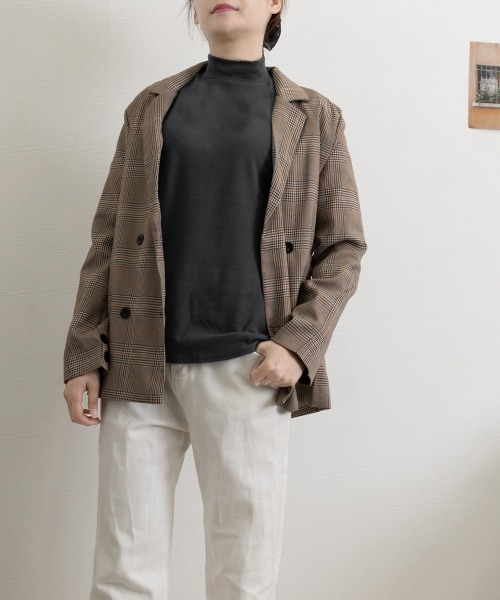 Miniministore(ミニミニストア)の「ベーシックトップス プチハイネック韓国風(Tシャツ/カットソー・レディース・アイボリー/スモークピンク/チャコールグレー/ブラウン/ブラック/ピンクベージュ/ホワイト・FREE)」の13枚目の写真