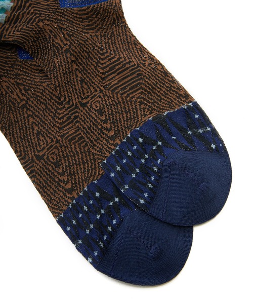 JNBY(ジェーエヌビーワイ)の「Sheer Bloom-pattern Socks / シアーソックス(ソックス/靴下・レディース・パープル/グリーン/グレー・ONE SIZE)」の13枚目の写真