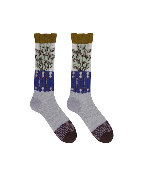 JNBY(ジェーエヌビーワイ)の「Sheer Bloom-pattern Socks / シアーソックス(ソックス/靴下・レディース・パープル/グリーン/グレー・ONE SIZE)」の4枚目の写真