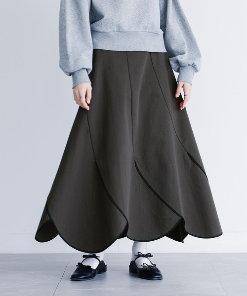 somari imagination（ソマリ イマジネーション）の「『カーブ切り替えパイピングスカート』（スカート・レディース・ベージュ/チャコール・2/1）」の20枚目の写真