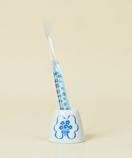 BIRTHDAY BAR(バースデイバー)の「Motif flower toothbrush stand(オーラルケア/歯磨きグッズ・レディース・ピンク/ブルー・0)」の1枚目の写真