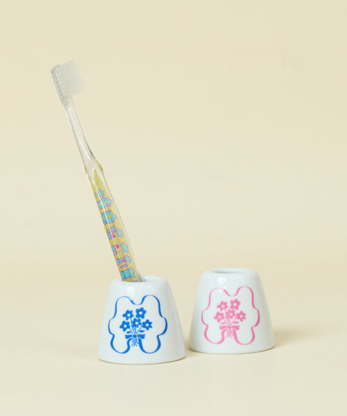 BIRTHDAY BAR(バースデイバー)の「Motif flower toothbrush stand(オーラルケア/歯磨きグッズ・レディース・ピンク/ブルー・0)」の3枚目の写真