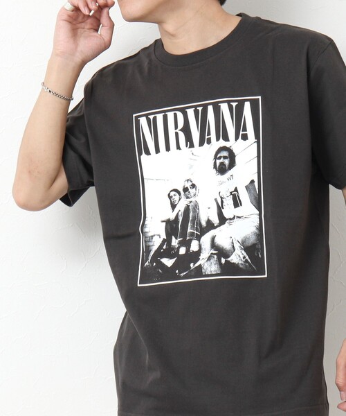 ☆boohoo☆ニルヴァーナ ライセンス プリント Tシャツ boohoo NIRVANA ニルヴァーナ ライセンス Tシャツ BLACK (boohoo