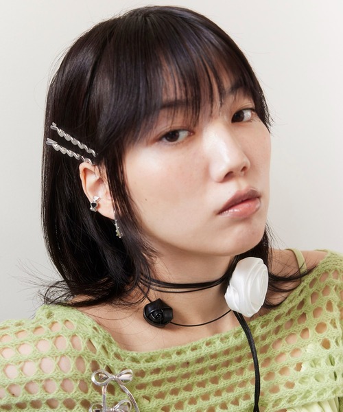 Casselini（キャセリーニ）の「Casselini(キャセリーニ)バラモチーフチョーカー（チョーカー・レディース・シルバー/ブラック・FREE）」の8枚目の写真