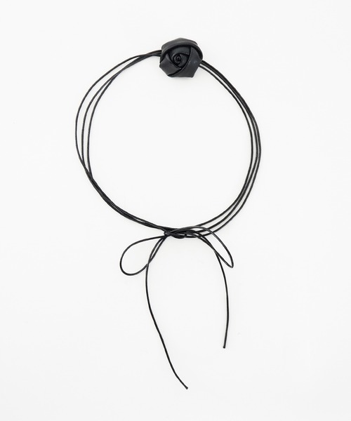 Casselini（キャセリーニ）の「Casselini(キャセリーニ)バラモチーフチョーカー（チョーカー・レディース・シルバー/ブラック・FREE）」の9枚目の写真