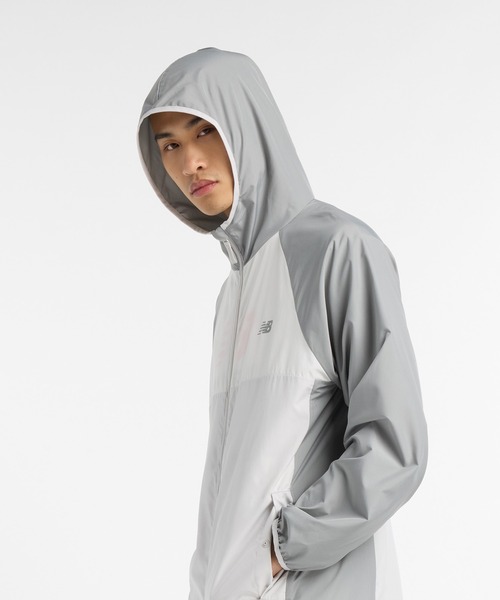 【新品未使用】New Balance パッカブルジャケット M セール】Athletics パッカブルジャケット（ナイロンジャケット