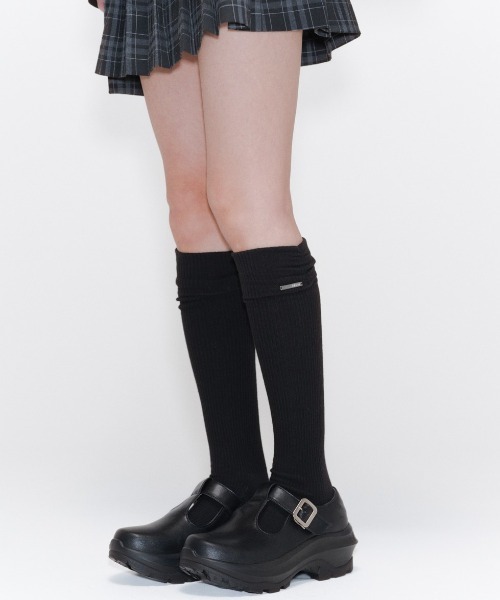 Miseki SEOUL（ミセキソウル）の「Shirring knee socks（ソックス/靴下・レディース・ブラック/グレー/アイボリー/チャコール・OS）」の12枚目の写真