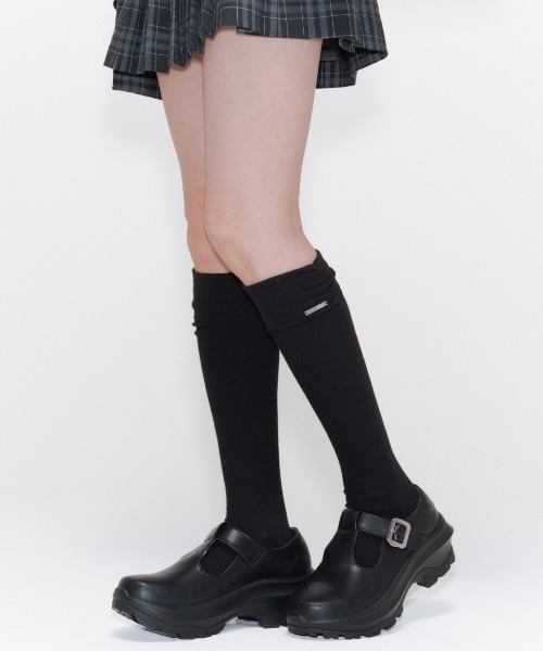 Miseki SEOUL（ミセキソウル）の「Shirring knee socks（ソックス/靴下・レディース・ブラック/グレー/アイボリー/チャコール・OS）」の11枚目の写真