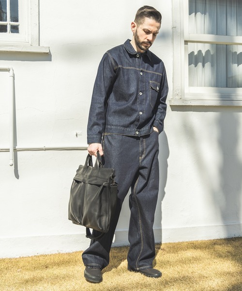 MR.OLIVE(ミスターオリーブ)の「IMPERMA-LEATHER / HELMET BAG(トートバッグ・メンズ・ブラック・FREE)」の8枚目の写真