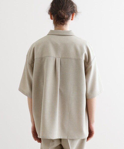 tk.TAKEO KIKUCHI(ティーケータケオキクチ)の「【セットアップ対応】テッククレープスキッパーシャツ(シャツ/ブラウス・メンズ・チャコールグレー/ライトベージュ/ブルー/ブラック・01/03/02)」の9枚目の写真