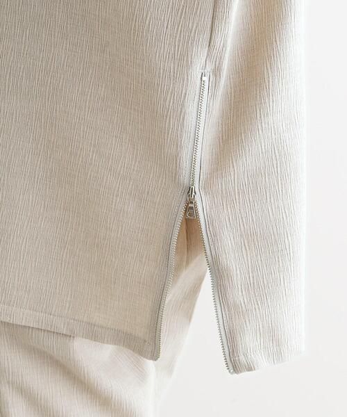 tk.TAKEO KIKUCHI(ティーケータケオキクチ)の「【セットアップ対応】テッククレープスキッパーシャツ(シャツ/ブラウス・メンズ・チャコールグレー/ライトベージュ/ブルー/ブラック・01/03/02)」の5枚目の写真