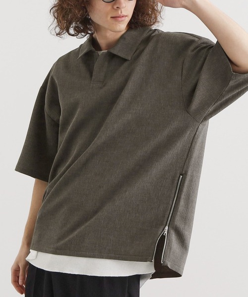 tk.TAKEO KIKUCHI(ティーケータケオキクチ)の「【セットアップ対応】テッククレープスキッパーシャツ(シャツ/ブラウス・メンズ・チャコールグレー/ライトベージュ/ブルー/ブラック・01/03/02)」の1枚目の写真