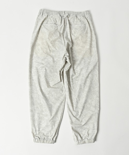 ADAM PATEK（アダムパテック）の「ADAMPATEK/uneven dyeing tuck relax pants/ムラ染めリラックスタックパンツ(AP2518003)（その他パンツ・レディース・ブラック/グレー/ホワイト・1/2）」の5枚目の写真