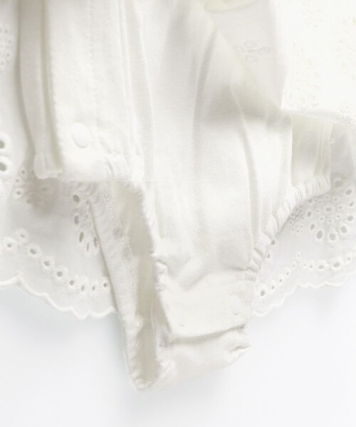 BRANSHES（ブランシェス）の「【キッズとおそろい】ローンスカラップ刺繍カバーオール（ロンパース・キッズ・ラベンダー/オフホワイト・70/80）」の14枚目の写真