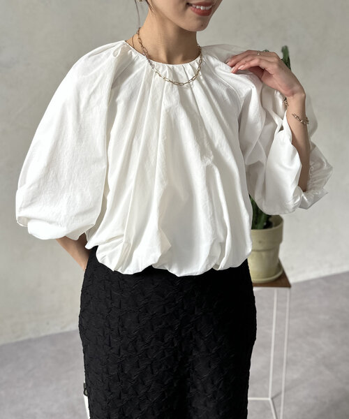 Chez toi（シェトワ）の「ショートギャザーバルーンブラウス（シャツ/ブラウス・レディース・ホワイト/キャメル/ブラック・FREE）」の8枚目の写真