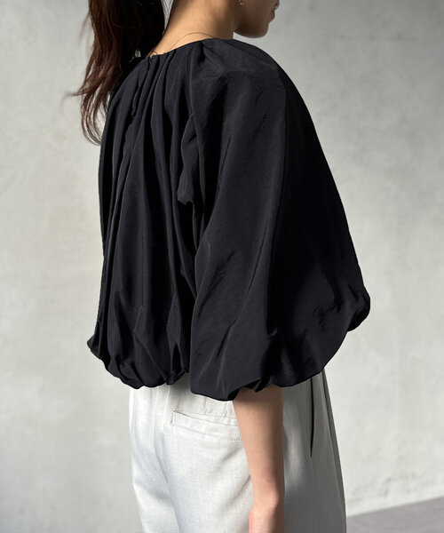 Chez toi（シェトワ）の「ショートギャザーバルーンブラウス（シャツ/ブラウス・レディース・ホワイト/キャメル/ブラック・FREE）」の12枚目の写真