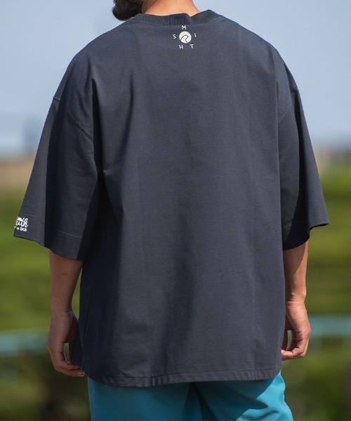 Sunny Smith(サニースミス)の「【SUNNY SMITH】Heavy Smith Emb Logo SS Tee(Tシャツ/カットソー・メンズ・オフホワイト/チャコールグレー/グリーン/ネイビー・FREE)」の6枚目の写真