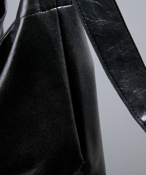 CIASENSE(シアセンス)の「Metal Buckle Shoulder Bag/Tote Bag/メタルバックル合皮ショルダーバッグ/トートバッグ(ショルダーバッグ・メンズ・ブラック/グレー・FREE)」の11枚目の写真