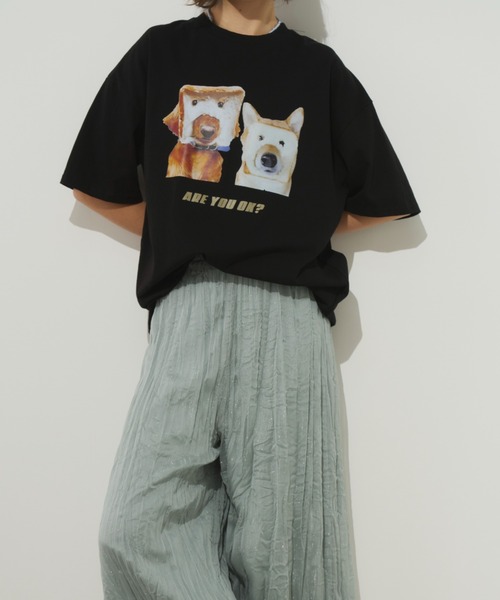 Unitage（ユニテージ）の「イタズラわんTEE（Tシャツ/カットソー・レディース・ブラック/ホワイト・FREE）」の14枚目の写真