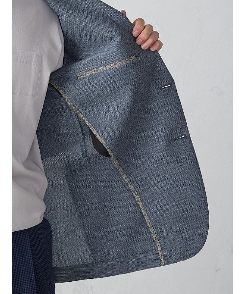 Perfect Suit FActory（パーフェクトスーツファクトリー）の「TRANS CONTINENTS　ライトビズ・レノクロスジャケット（テーラードジャケット・メンズ・ブルー/サックスブルー/ベージュ・M/L/SS/S/LL/AB（M）/AB（L）/XL-AB）」の14枚目の写真