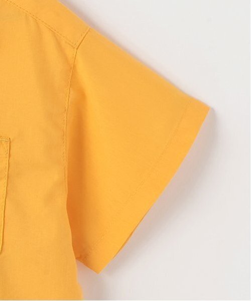 kladskap（クレードスコープ）の「恐竜×乗り物刺しゅう半袖シャツ（シャツ/ブラウス・キッズ・マスタード/エメラルド・110cm/120cm/90cm/100cm/130cm）」の6枚目の写真