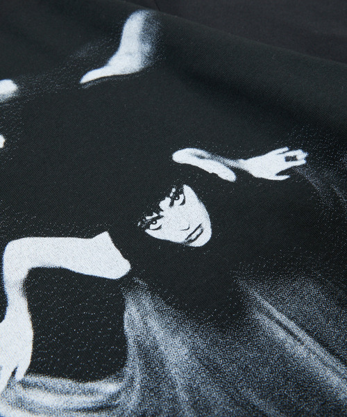 Insonnia PROJECTS（インソニアプロジェクト）の「Insonnia Projects インソニアプロジェクツ / ADORE TEE The Smashing Pumpkins スマッシング・パンプキンズ グラフィックプリントビッグシルエットTシャツ バンドT スマパン / IP-TSP-012（Tシャツ/カットソー・メンズ・ブラック・0/1/2/3）」の9枚目の写真