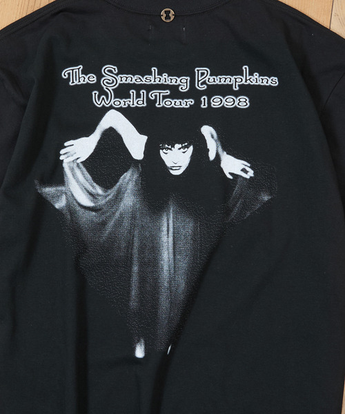 Insonnia PROJECTS（インソニアプロジェクト）の「Insonnia Projects インソニアプロジェクツ / ADORE TEE The Smashing Pumpkins スマッシング・パンプキンズ グラフィックプリントビッグシルエットTシャツ バンドT スマパン / IP-TSP-012（Tシャツ/カットソー・メンズ・ブラック・0/1/2/3）」の13枚目の写真