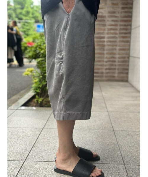 ESTNATION(エストネーション)の「ESTNATION / ピグメントダイ ワイドショートパンツ(その他パンツ・メンズ・ブラック・SMALL/MEDIUM/LARGE)」の18枚目の写真