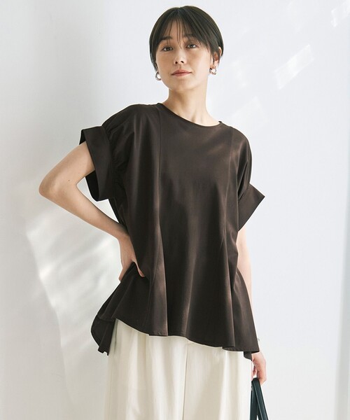 UNFILO(アンフィーロ)の「ヒートシールドジャージー ボリュームフレアT(Tシャツ/カットソー・レディース・ホワイト系/ブラック系/スカイブルー系/ダークブラウン系・X-LARGE)」の3枚目の写真