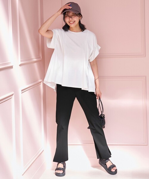 UNFILO(アンフィーロ)の「ヒートシールドジャージー ボリュームフレアT(Tシャツ/カットソー・レディース・ホワイト系/ブラック系/スカイブルー系/ダークブラウン系・X-LARGE)」の16枚目の写真