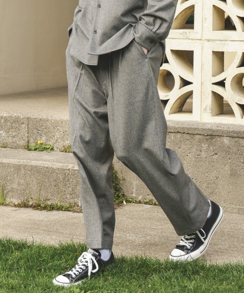 MR.OLIVE(ミスターオリーブ)の「PEACHSKIN STRETCH GABARDINE / 2TACK WIDE EASY PANTS(スラックス・メンズ・グレー/ネイビー・SMALL/MEDIUM/LARGE)」の18枚目の写真
