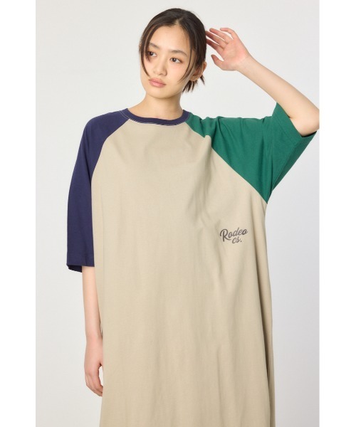 RODEO CROWNS WIDE BOWL(ロデオクラウンズワイドボウル)の「ラグランカラーステッチワンピース(ワンピース・レディース・ブラック/ネイビー/オフホワイト/マルチ・FREE)」の11枚目の写真