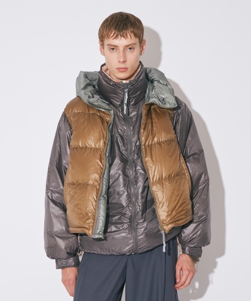 beautiful people（ビューティフルピープル）の「NANGA multilayering  down vest blouson（ダウンジャケット/コート・レディース・チャコール/ベージュ・36/40/38）」の2枚目の写真